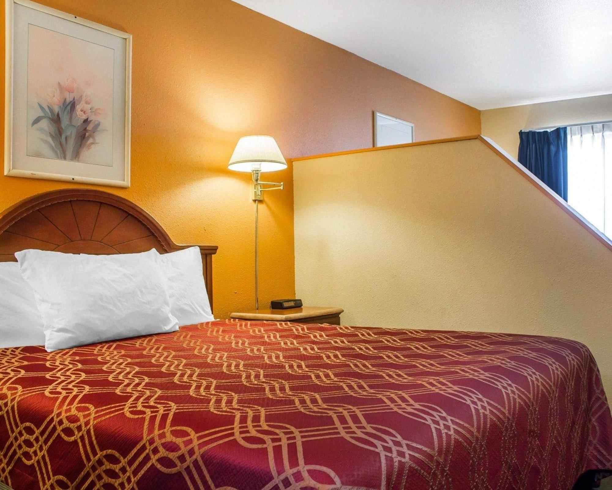Travelodge By Wyndham Kingman Esterno foto