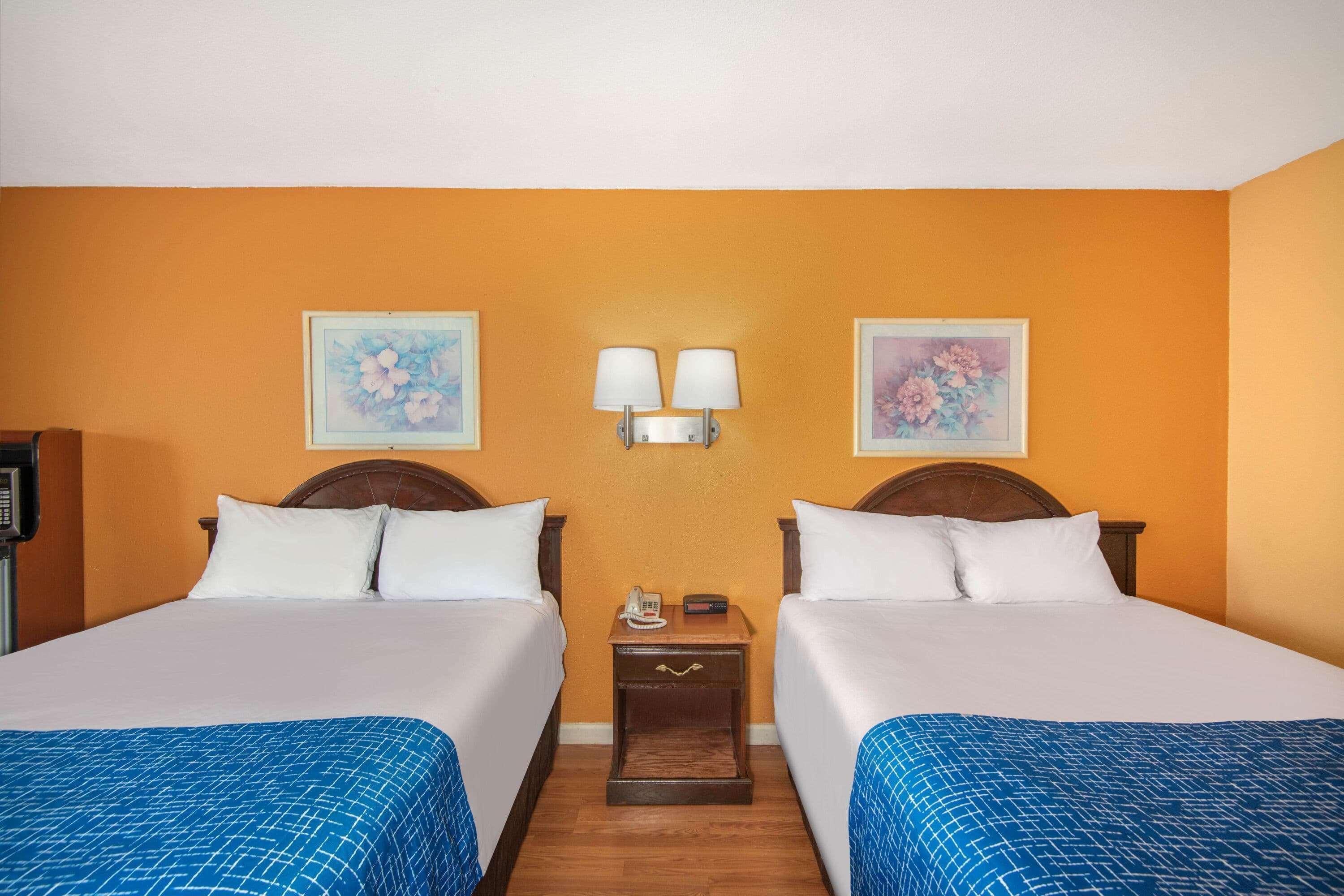 Travelodge By Wyndham Kingman Esterno foto