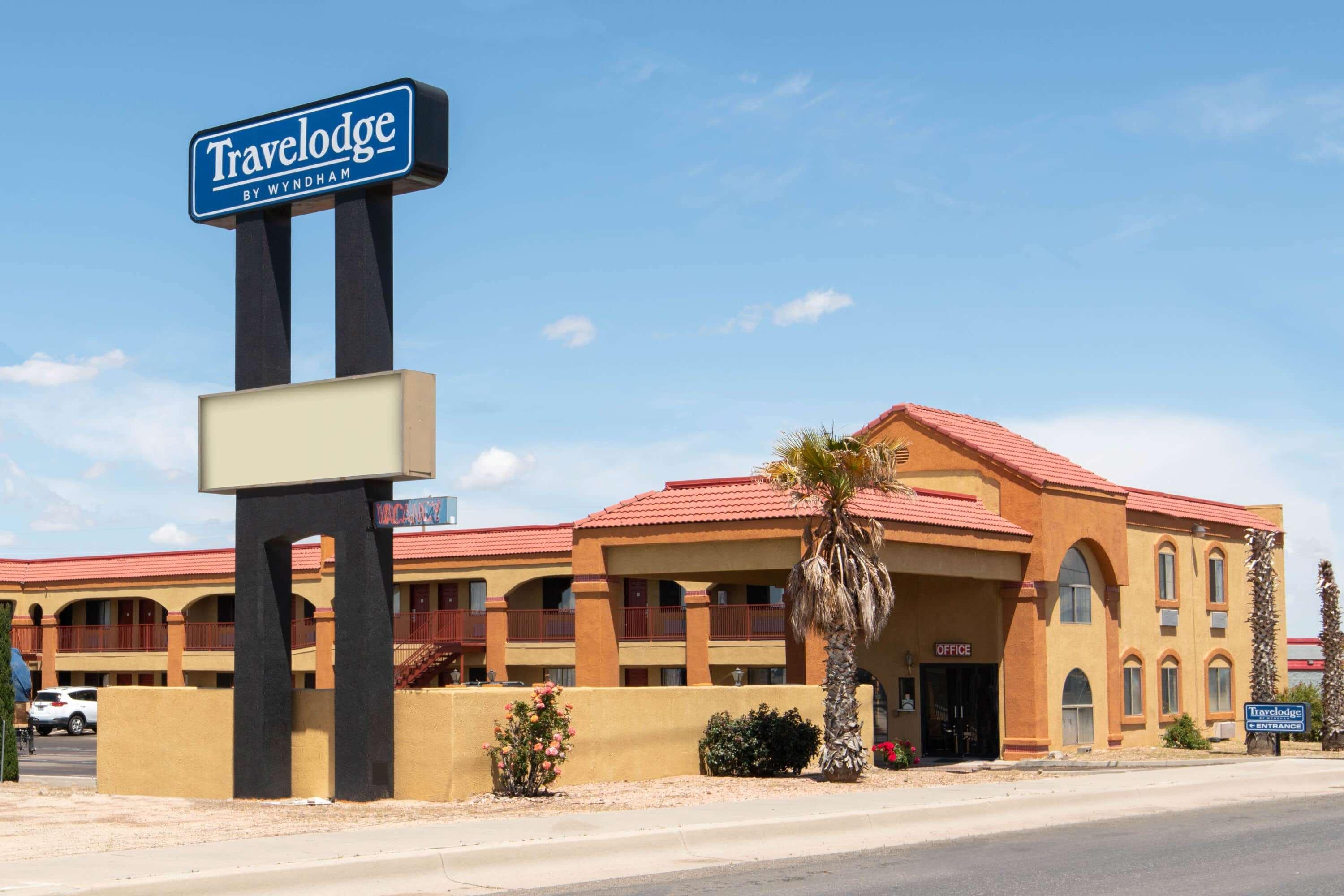 Travelodge By Wyndham Kingman Esterno foto