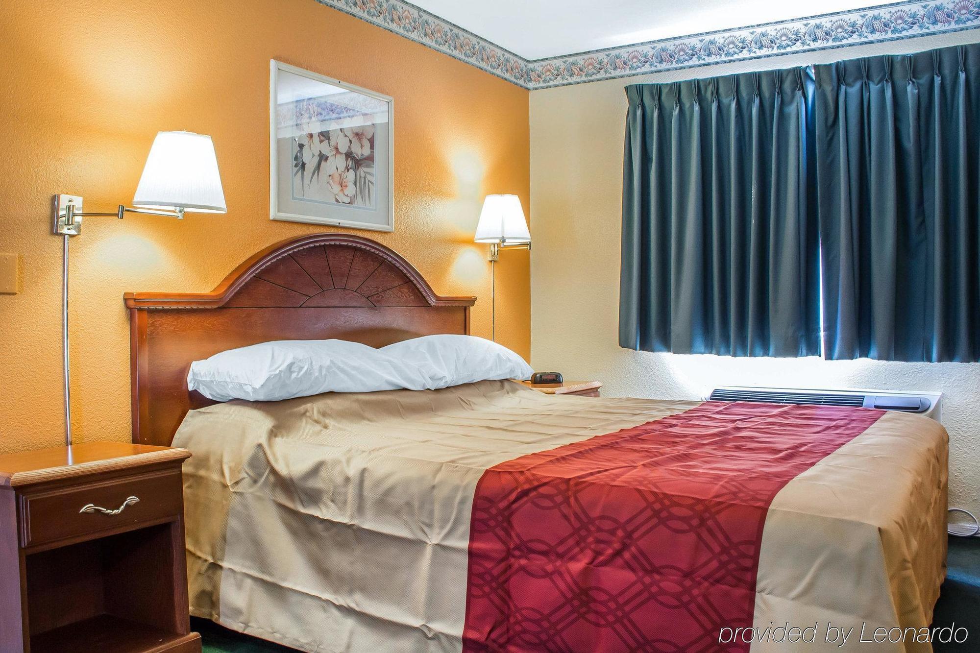 Travelodge By Wyndham Kingman Esterno foto