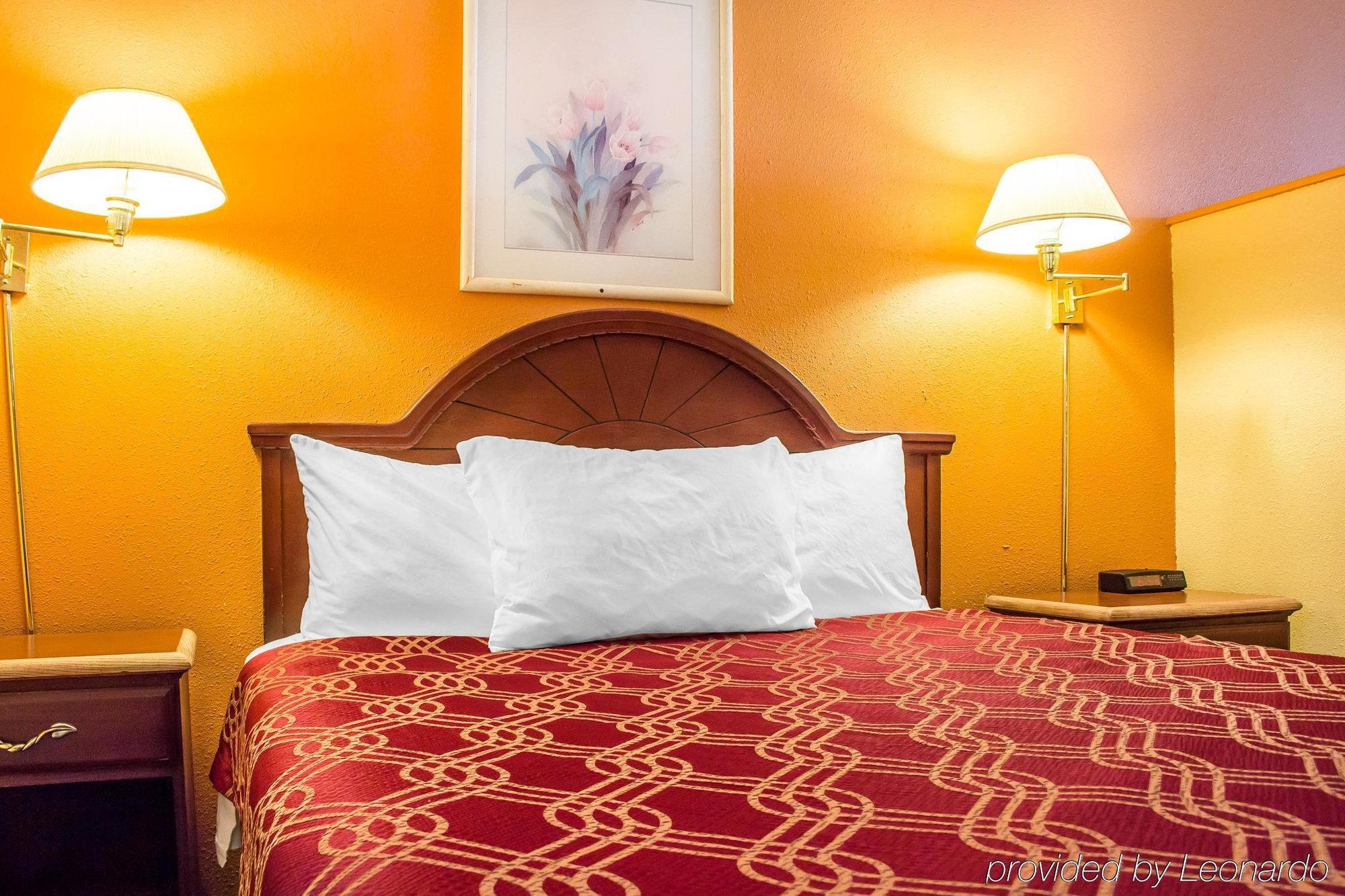 Travelodge By Wyndham Kingman Esterno foto